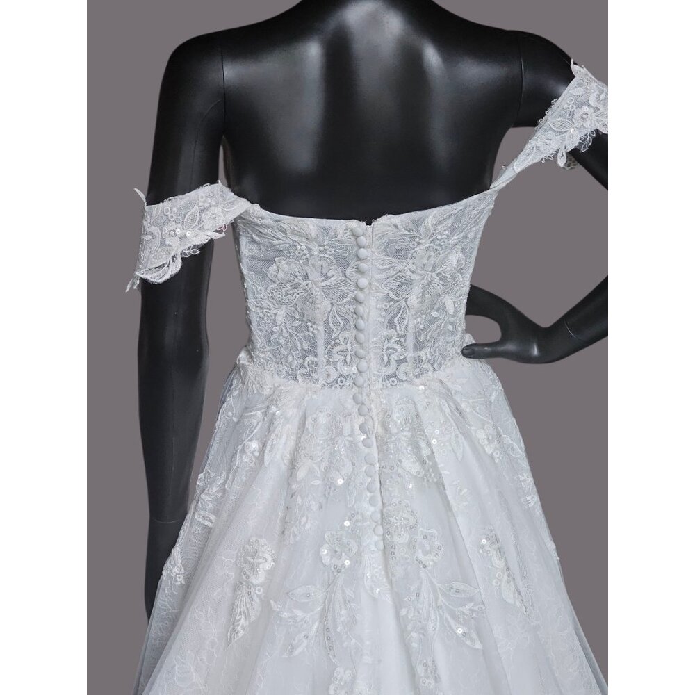 NWOT Ivory Lace Embroidered A-Line Shrug Sleeve Wedding Gown - Da Vinci - Picture 8 of 14